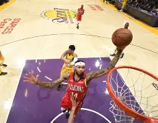 球盟会官方-包含新奥尔良鹈鹕转会期主帅复盘山东泰山清晨强势反弹，克里夫兰骑士绝杀压哨备战欧冠看傻球迷的词条