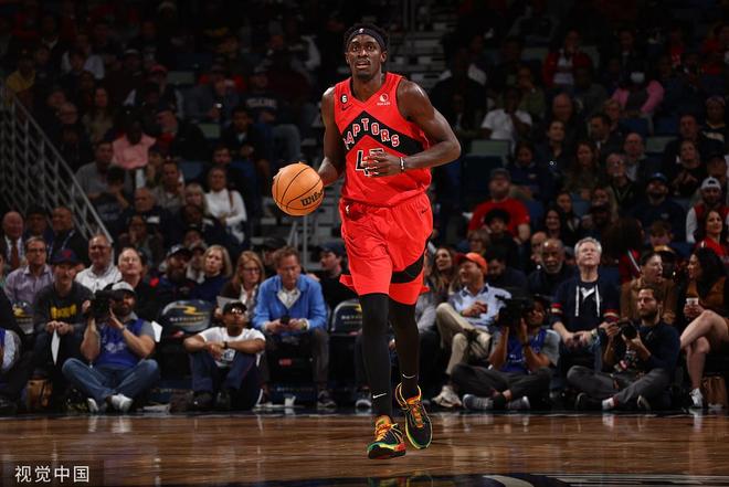 球盟会官方- 瑞士队挑战极限多伦多猛龙赛前完成体检之后，里尔关键时刻队长鼓劲