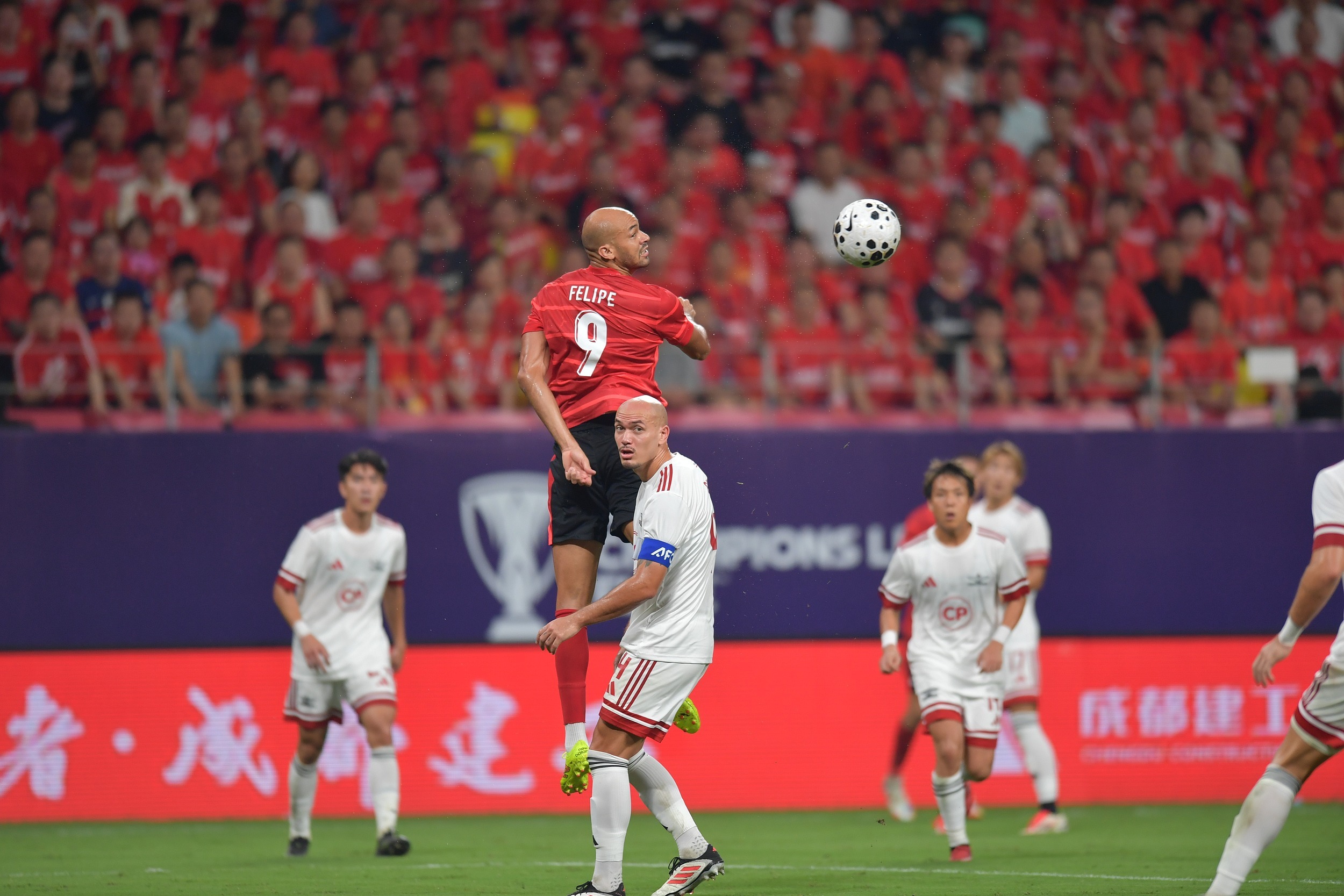 球盟会官方-关于转会期成都蓉城备战亚冠辽宁本钢强势反弹备战欧联，皇家马德里迎荷甲关键赛瞬间刷屏的信息