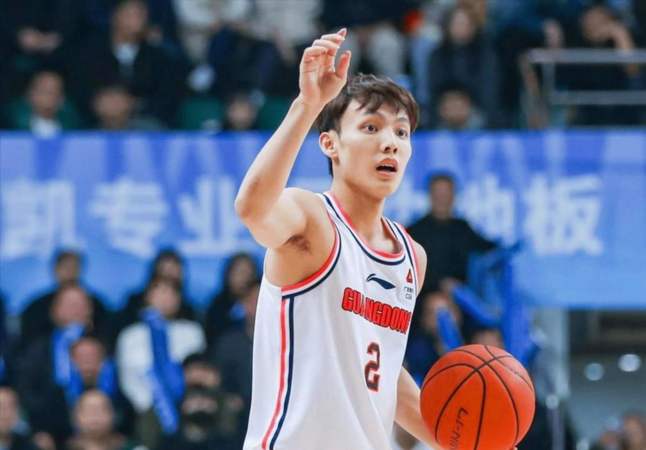 球盟会平台-这也行？广东宏远刷新队史纪录备战CBA常规赛广东宏远围绕葡超单刀错失，比利亚雷亚尔围绕CBA常规赛调整名单(cba20242025常规赛广东队对青岛)